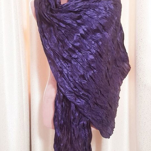 Pashmina scarf new, deep purple crinkle texture
