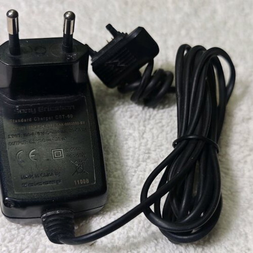 Sony Ericsson CST-60 charger used functional original
