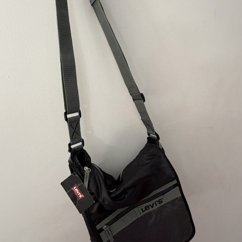 Levi's vintage crossbody bag, black, new with tag
