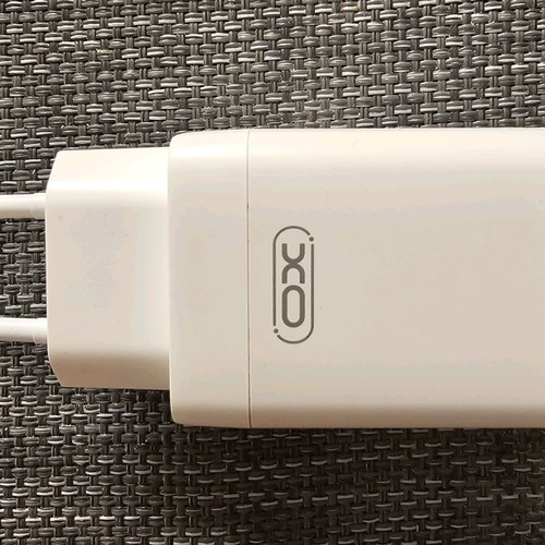 XO 45W fast charger like new with USB B, C ports