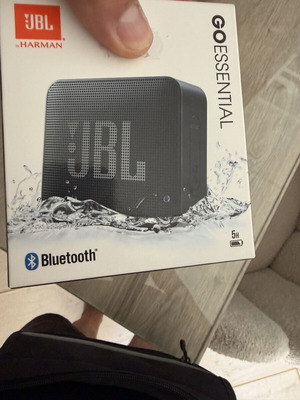 JBL Go Essential 2 φορητό Bluetooth ηχείο καινούργιο, μαύρο