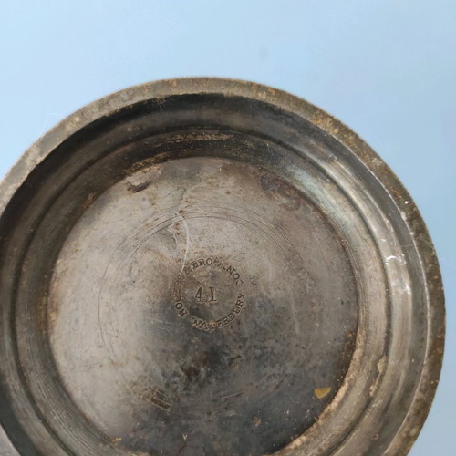 Metal mug used