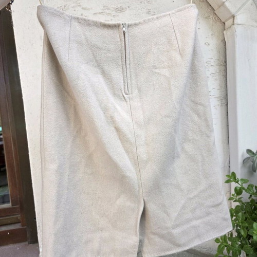 Wool pencil skirt like new, handmade, beige and white