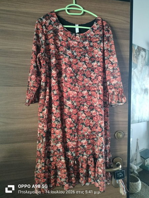 Dress like new, orange, three-quarter sleeve, above knee