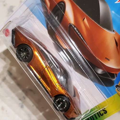 Hot Wheels Super Treasure Hunt McLaren sealed