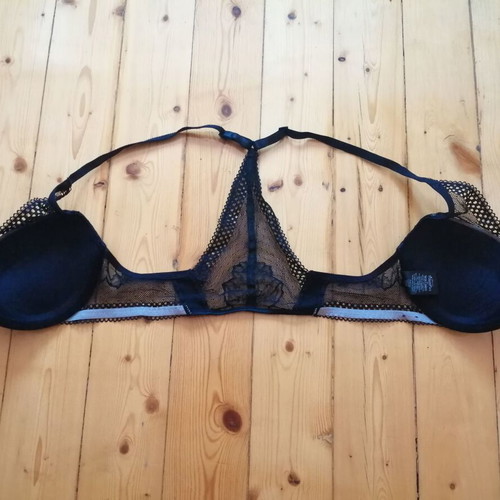 Calvin Klein lace bra 75B, black with beige cups
