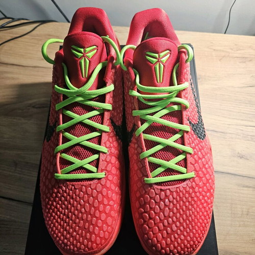 Kobe 6 Reverse Grinch Nike athletic shoes new, size 45, red