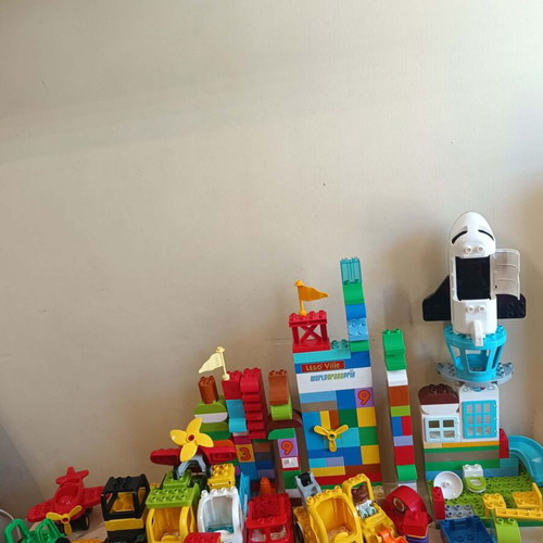 Lego Duplo set with over 180 pieces