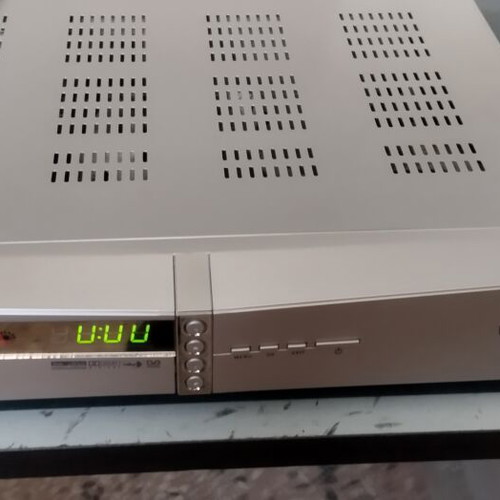 Sat receiver VisionNet v8000s used