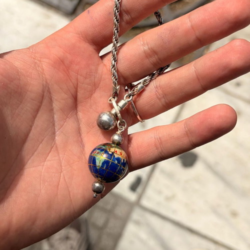 Silver 925 keychain with globe used
