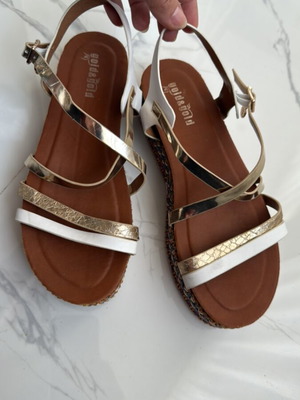 Сандали Gold&Gold цветни, като нови, номер 40