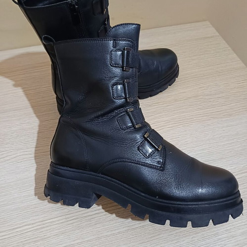 Fardoulis Shoes leather ankle boots like new, size 39, black
