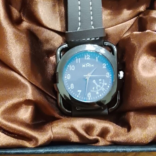 Men's watch and wallet set like new