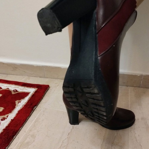 Burgundy Voi & Noi ankle boots used, size 37, with heel