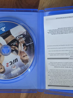 UFC 2 PS4 like new