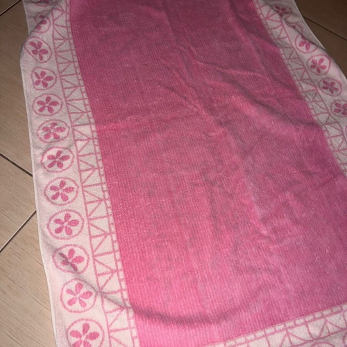 Cotton towel large, pink with flowers, vintage, like new