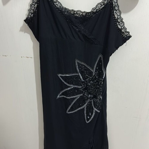 Φόρεμα ASOS μαύρο μεταχειρισμένο σε άριστη κατάσταση