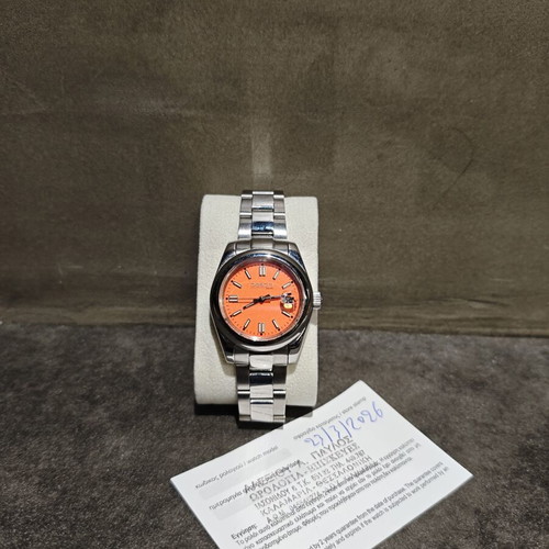 Dissoni Watch 2026 Quartz Movement Orange Dial Like New