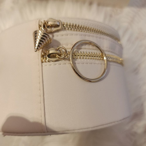 Gaultier Divine round vanity case, cream