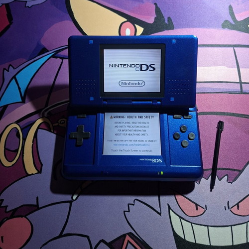 Nintendo DS Kyogre Edition like new with stylus