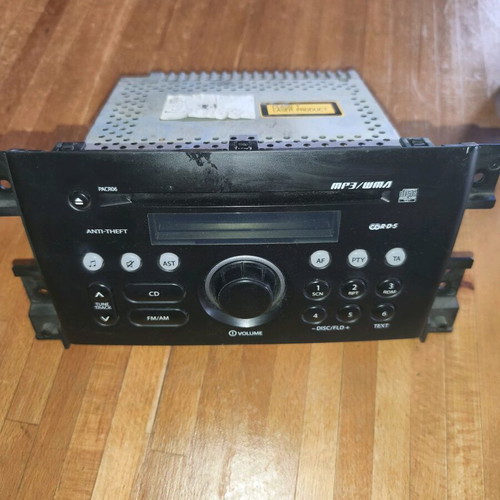 Suzuki Grand Vitara Radiocd like new, genuine