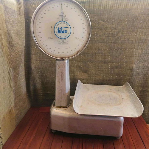 Zenith vintage scale used, Sirius model, 1960, Italy