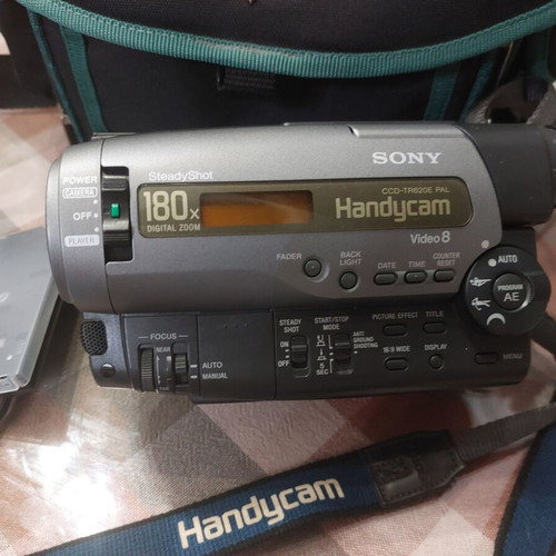 Sony CCD-TR620E analogue camcorder full set like new