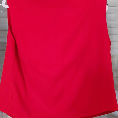 Shein women's sleeveless red shirt
