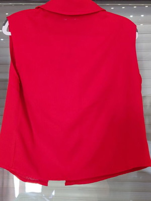 Shein women's sleeveless red shirt