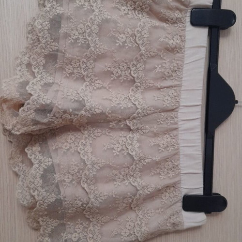 Lace shorts like new, beige, medium size, low waist