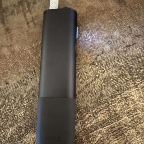 Iqos Iluma heat-not-burn device