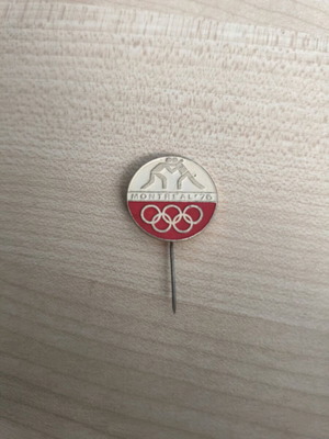 Pin Montreal 1976 used