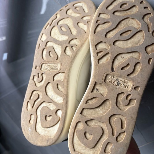 Alexander McQueen sneakers λευκά δερμάτινα μέγεθος 39 μεταχειρισμένα
