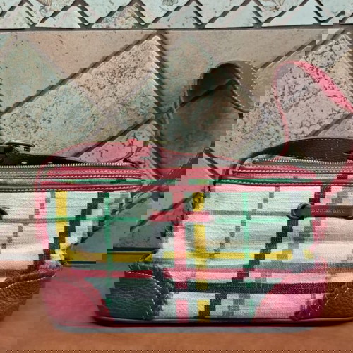 Burberry mini bag σαν καινούργιο, πολύχρωμο καρό