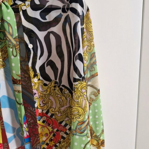 Moschino shirt like new, sizes M and L, multicolor