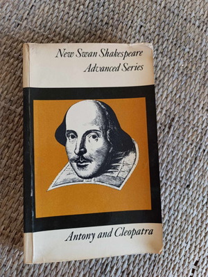 Antony and Cleopatra by William Shakespeare used, English