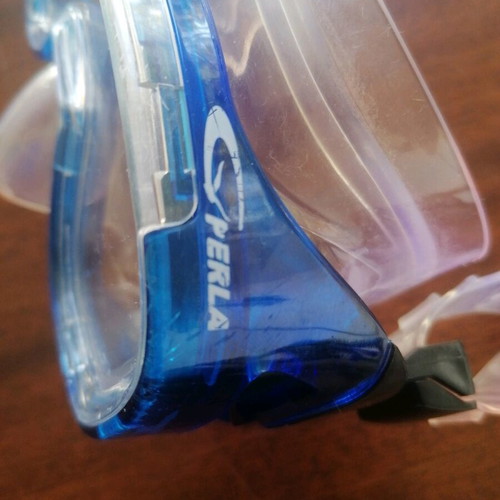 Perla sea mask used for children and youth