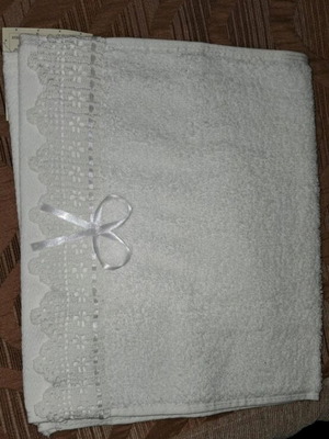 Hand towel with handmade lace and bow ribbon new