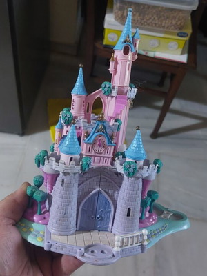 Polly Pocket Disney Cinderella's Castle 1995 toy