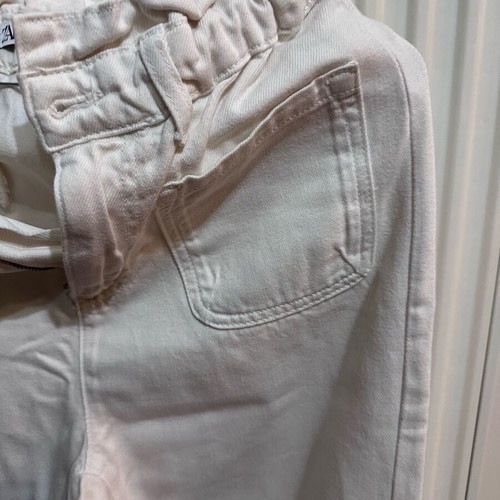 Zara women's beige jeans like new with elastic waist