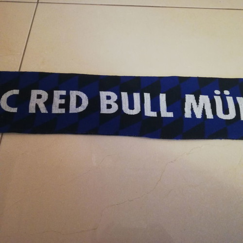 EHC Red Bull Munchen scarf like new