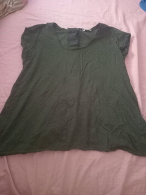 Women's blouse with short sleeves like new, one size