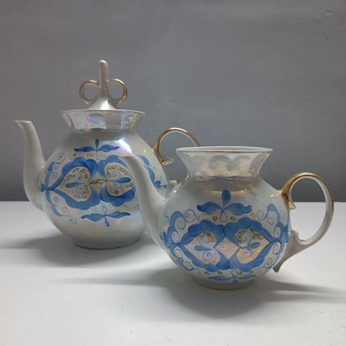 Vintage Russian porcelain teapots like new, set of two