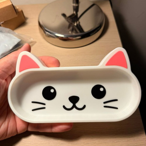 3D Printed Cat Glasses Stand made of recycled PLA plastic