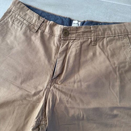 Pull & Bear men's beige bermuda shorts like new, size L