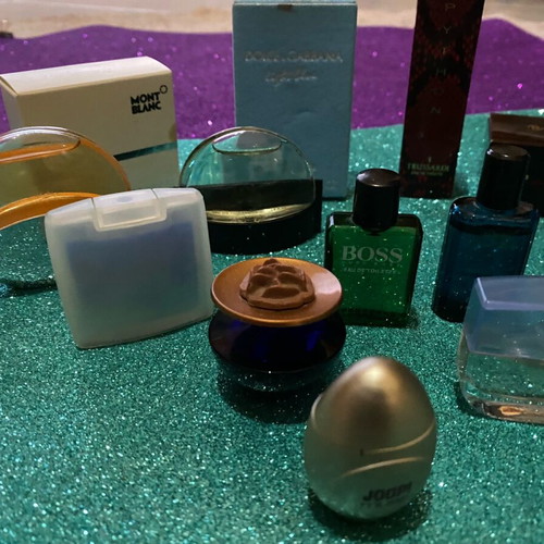 Mini perfumes like new, authentic with some boxes