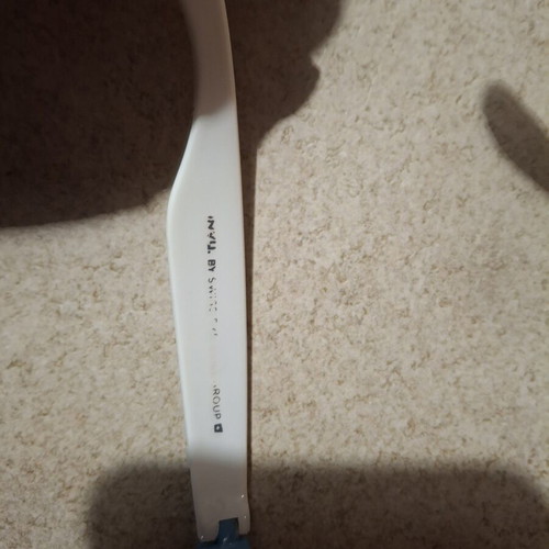 Children's sunglasses like new, blue, polarised for ages 2-6
