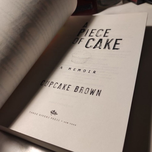 A Piece of Cake: A memoir by Cupcake Brown like new, English book