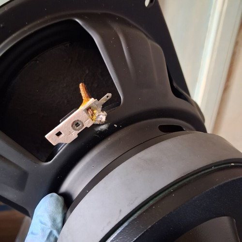 TB Speakers W69-1042M 4Ω Woofer like new