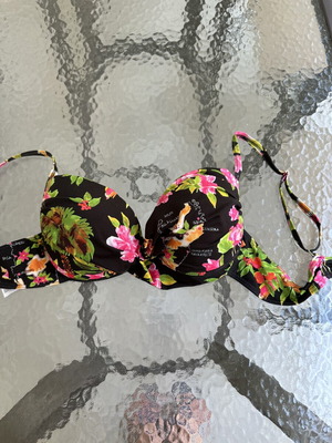 Minerva bikini top size 80C like new, multicolor